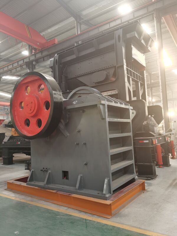 Industrial Crusher with 10-800T/h Feeding Capacity, High Manganese Steel Hammer Heads, and ≤25mm Discharging Size for Mining and Construction