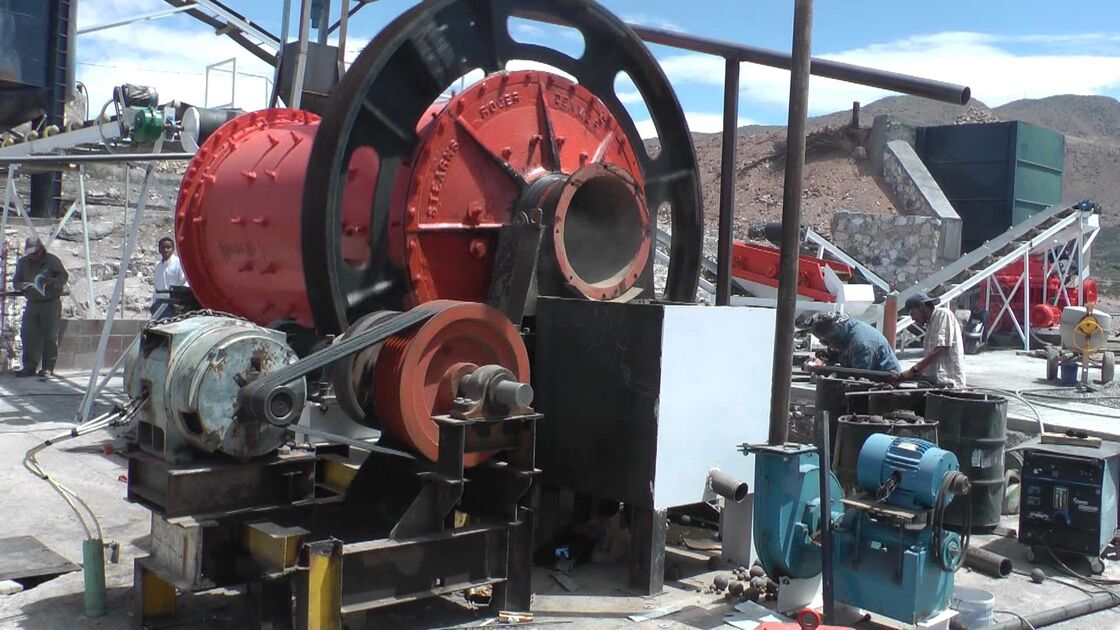 Slag Grinding Mill with 2-90t/h Grinding Capacity, 30-325 Mesh Fineness, and PLC Automatic Control for Industrial Applications