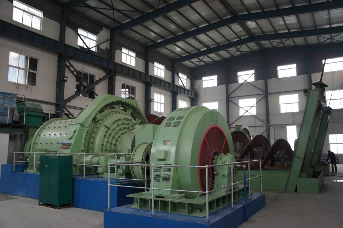 ≤25 mmの供給サイズ、空冷、0.5〜50トン/時の処理能力を備えた効率的な乾式粉砕用乾式ボールミル