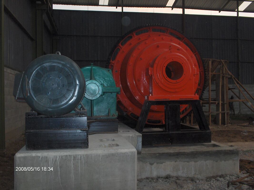 Dry Ball Mill with ≤25 mm Feeding Size and 0.074-0.4 mm Discharge Size for Efficient Dry Grinding