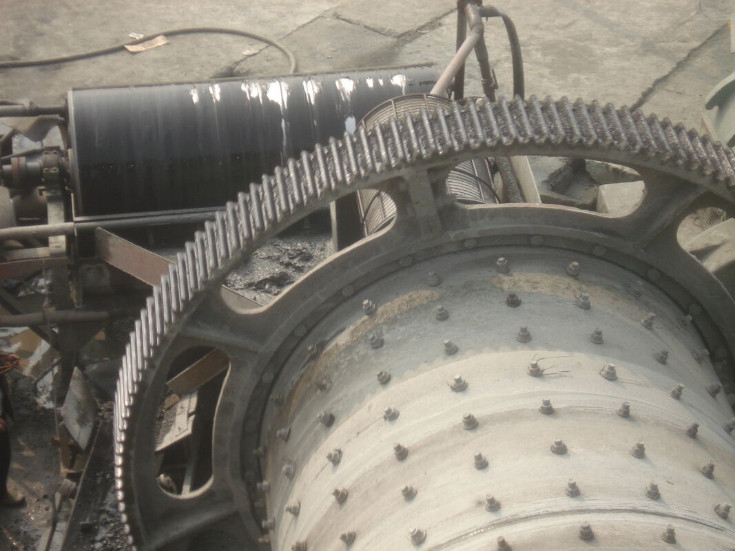 Ball Mill with High Aluminium Liner Offering 5.5 to 2000 KW Motor Power for Automatic or Manual Operation