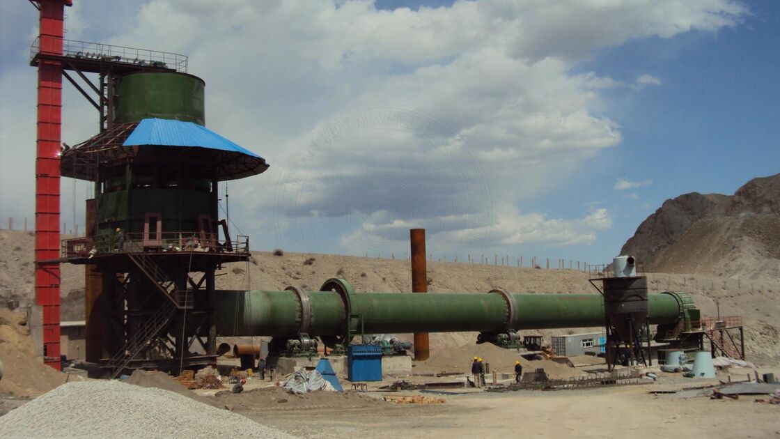 Consumo de combustível 150 a 200 kg por hora Forno rotativo Capacidade 50 a 100 toneladas por hora Velocidade de rotação 0,5 a 5 Rpm Adequado para processamento contínuo