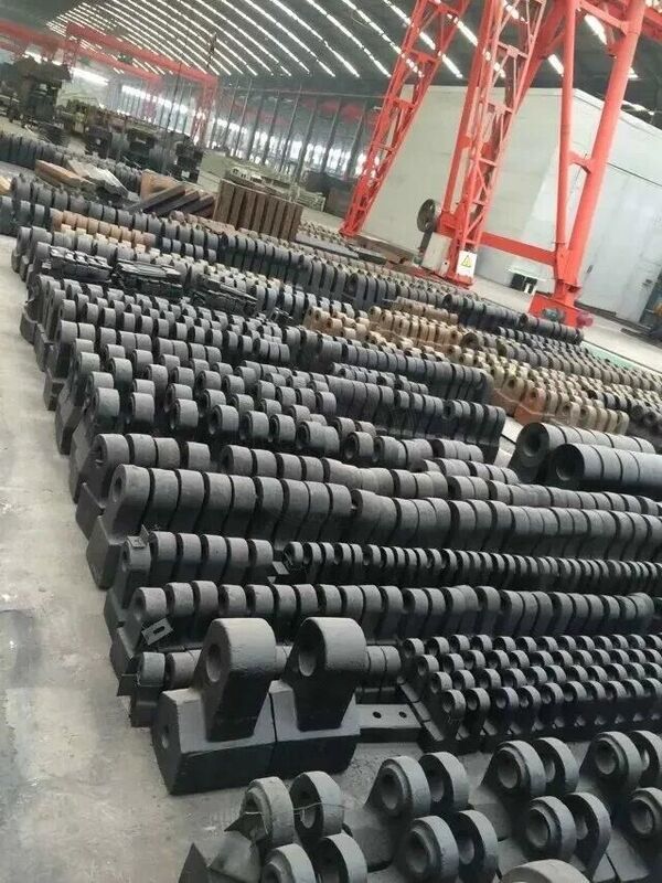 Heavy Hammer Crusher with High Manganese Steel Hammer Heads 55-315 KW Motor Power for Stationary or Mobile Installation