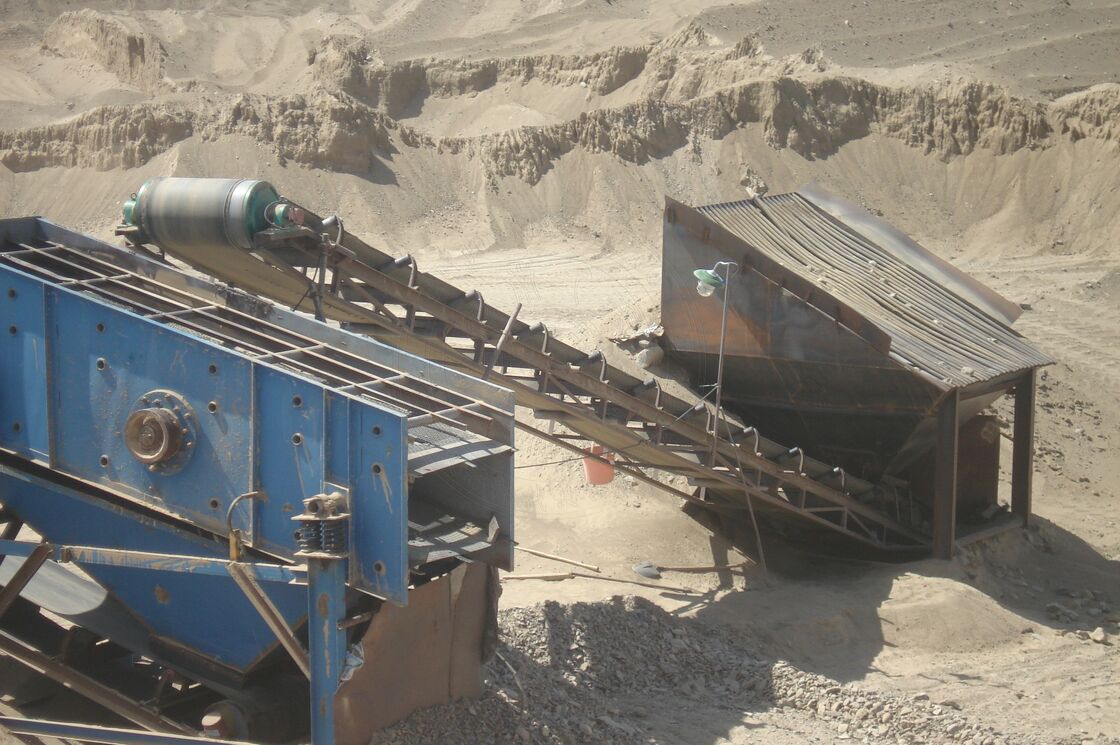 DZS Series Mining Screening Equipment with 5-80mm Mash Size and 1-5 Screening Layers for Efficient Material Separation