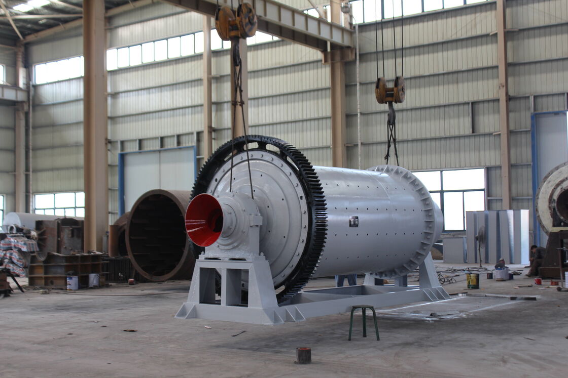 2.4-41ton Max Ball Volume Ball Mill with 0.074-0.4mm Discharge Size and High Aluminium Liner for Mining Industry