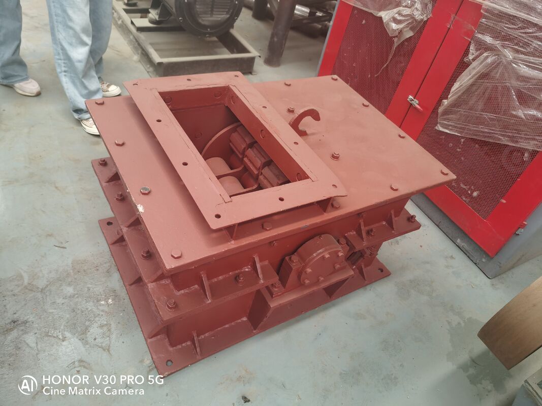 Zuschlaggröße 364 Kiefer-Kegel-Schleuder mit Fett- oder Ölschmierung und hochmanganhaltigem Stahl zum Zerkleinern harter Materialien