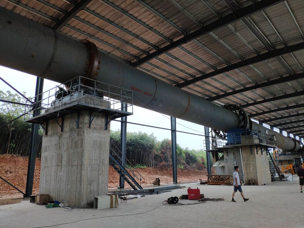 Industrial Rotary Kiln with 4% Slope, Low Emission, and 150 KW Power Consumption for Cement and Mineral Processing