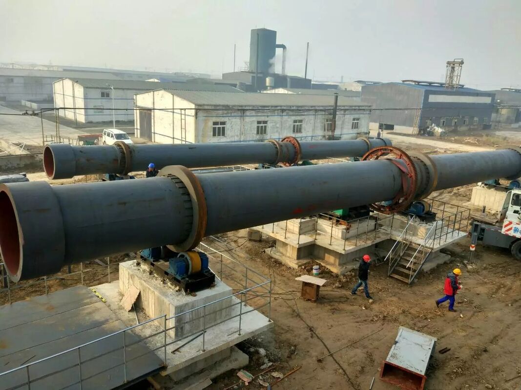 Industrial Rotary Kiln with 20-40 mm Shell Thickness 4.5-5 t/h Processing Capacity and 37 kw Motor for High-Temperature Processing