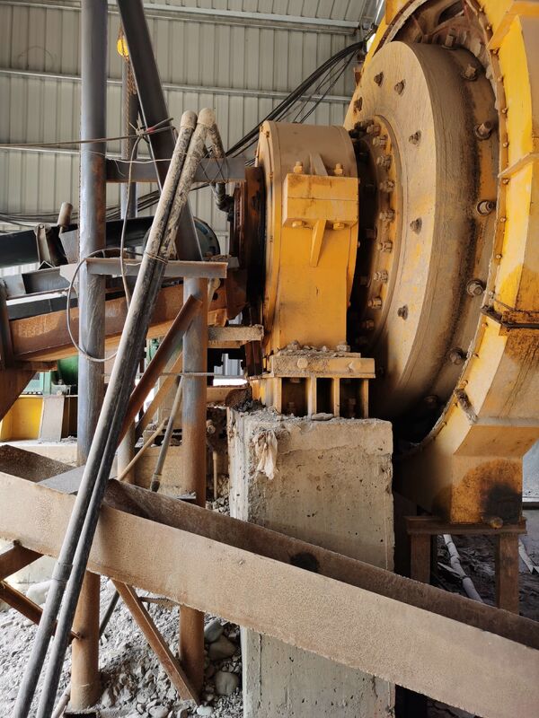 0.3t Once Feeding Quantity Ceramic Ball Mill with 34r/min Rotary Speed and Water or Air Cooling for Mining and Cement