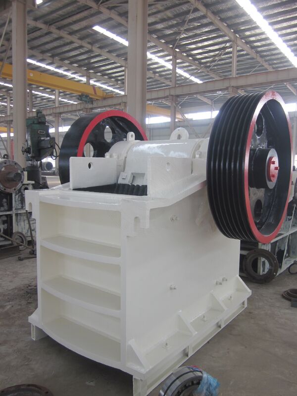 Schedelconuscrusher met voedingsgrootte ≤ 1200 mm, met een hoog rendement en automatische smeermethode voor zwaar werk