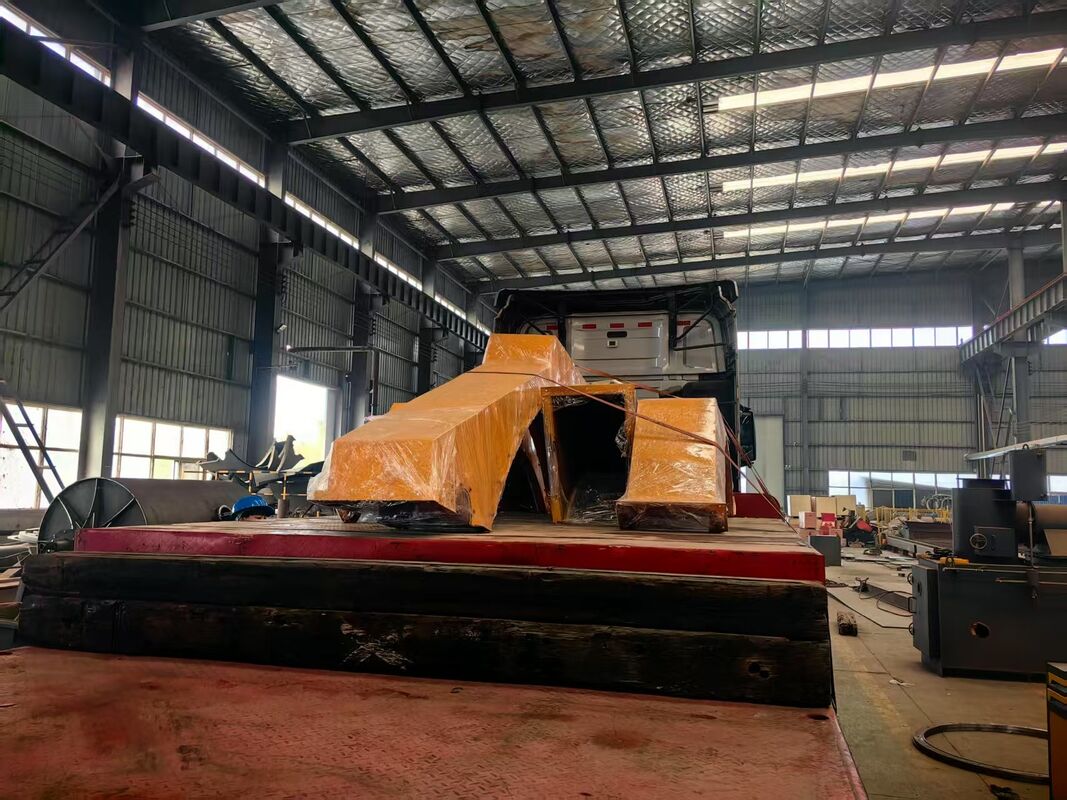 Dry Type Cement Ball Mill with 21r/min Rotating Speed and 5-200 Tons Per Hour Capacity for Cement Grinding