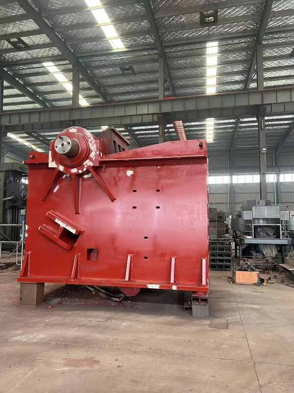 Penghancur kerucut rahang dengan ukuran pakan ≤1200 mm dan kapasitas produksi 80-350 t/jam untuk penghancuran tambang yang efisien