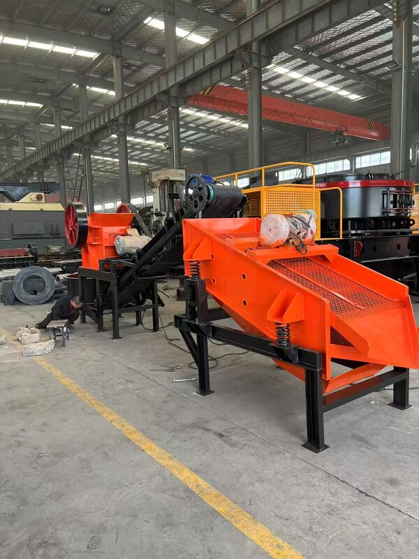 High-strength Steel Mining Screening Equipment with 11kw AC Motor and 1-5 Screening Layers for Ore Processing