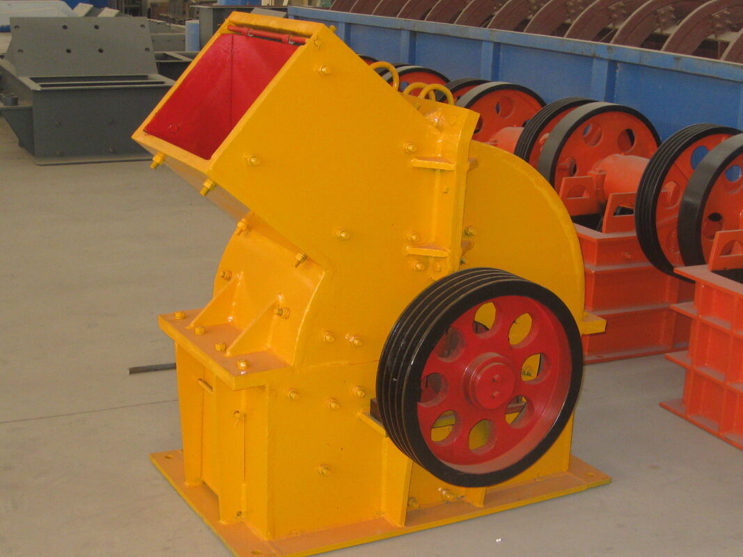 High Manganese Steel Heavy Hammer Crusher with 55-315 KW Motor Power and Easy To Replace Wear Parts for Heavy Duty Crushing