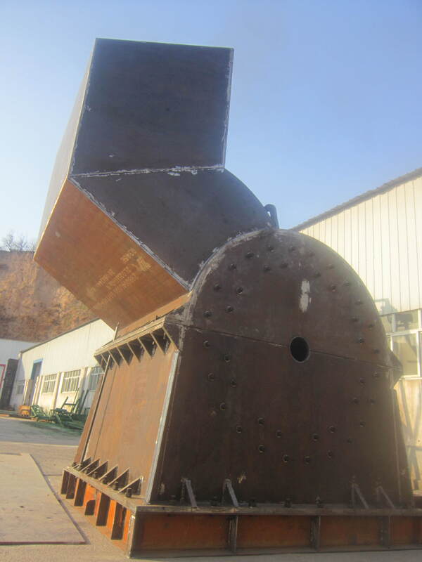 3776×3779×3297 Mm Impact Crusher with 500-700 Rpm Rotation Speed and 335kw Electric Motor for Harsh Environments