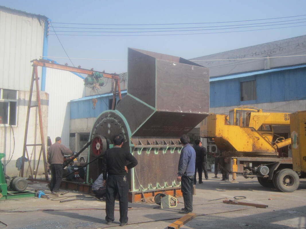 300 RPM Industrial Crusher with 3500 Kg Weight and Easy Maintenance for Heavy-Duty Crushing