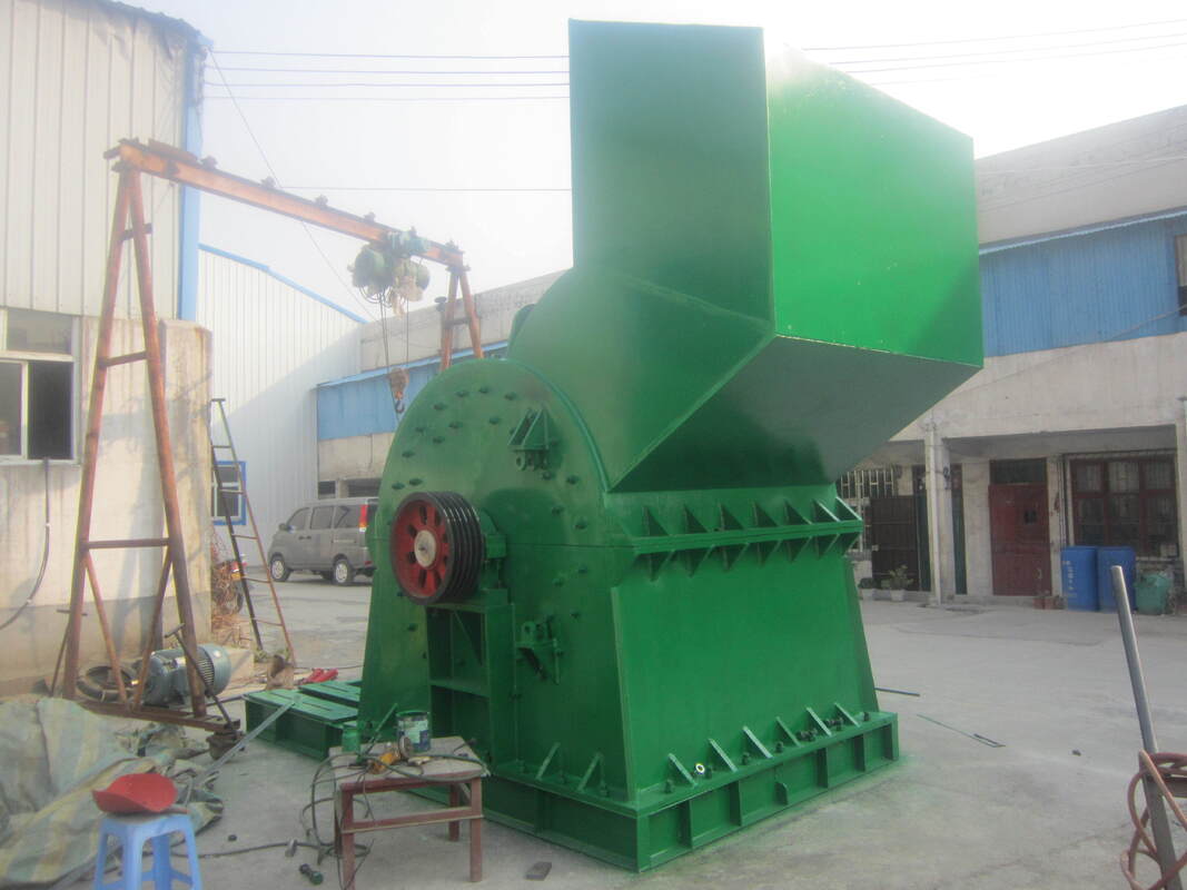 Three-phase Heavy Hammer Crusher with ≤25mm Discharging Size and High Manganese Steel Liner for Efficient Crushing