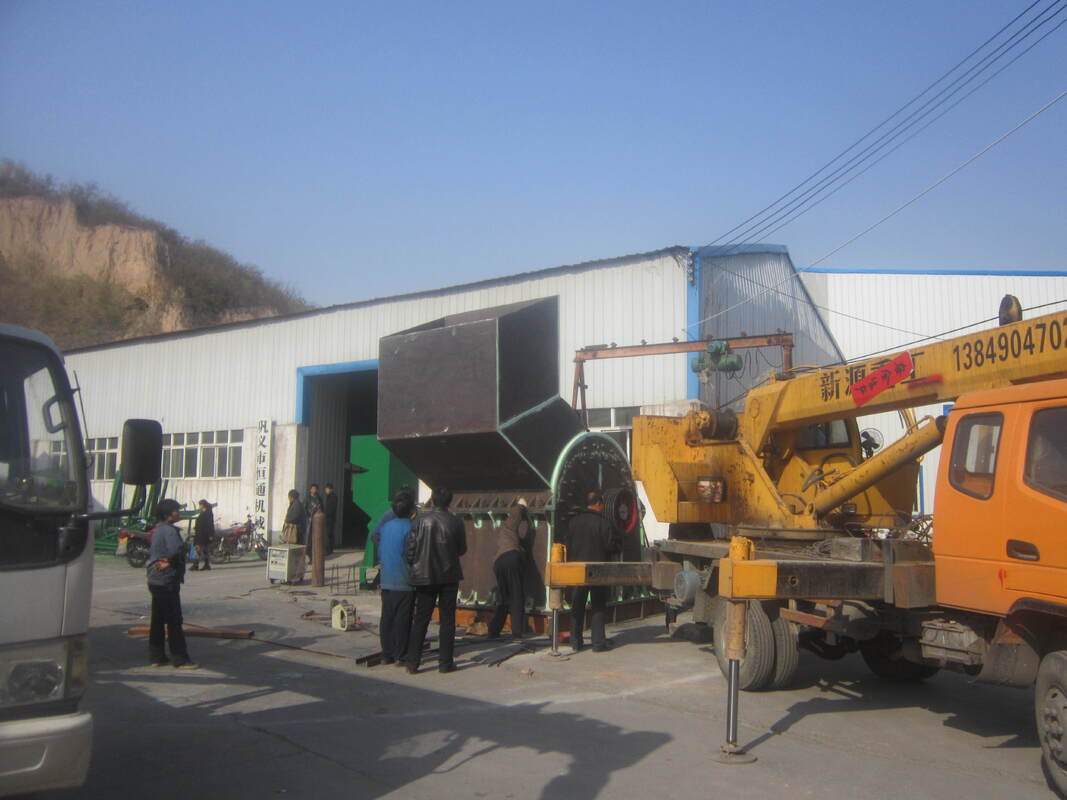 Heavy Hammer Crusher with ≤600mm Feeding Size and 300-600 RPM Rotor Speed Featuring Air Cooling Method