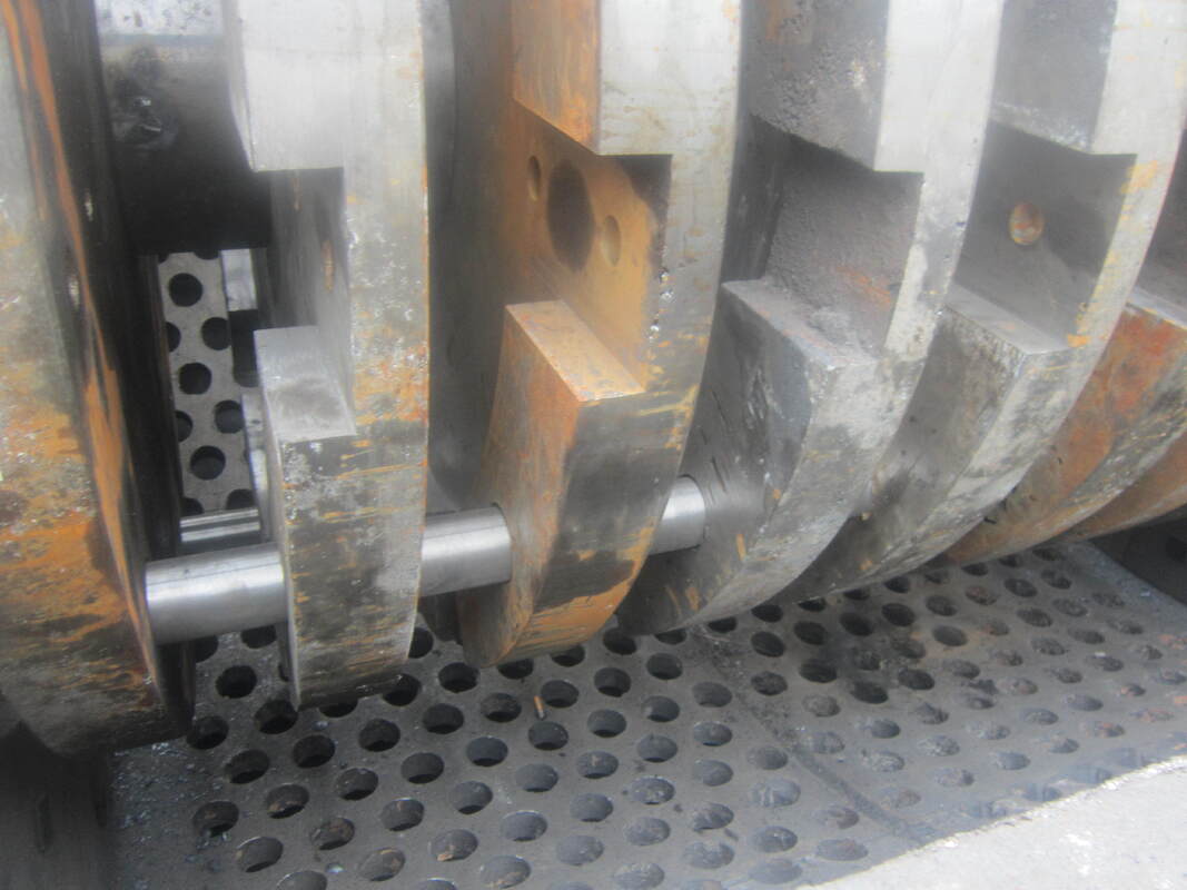 Impactcrusher met 10-100mm Output Grootte en 300 RPM Crusher Speed voor eenvoudig onderhoud in de mijnbouw en de bouw