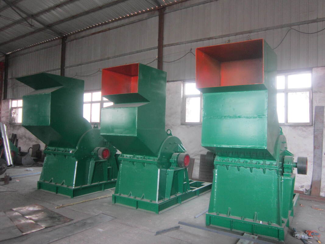 Промышленный дробильщик с выходной величиной 10-50 мм и материалами головы молотка высокомаганцевая сталь для промышленного производства