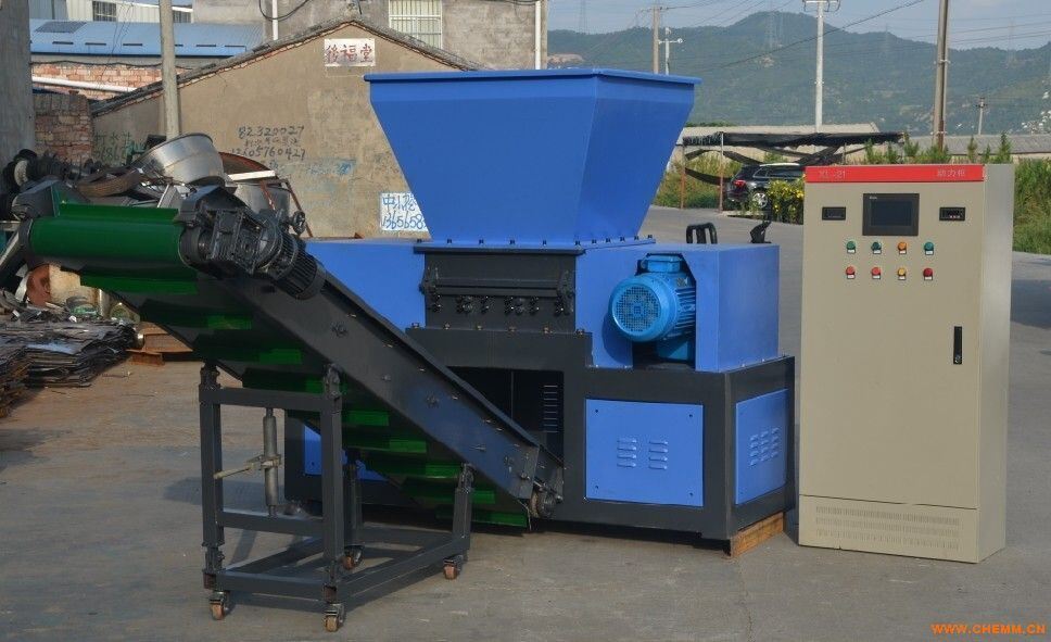 High-strength Steel Box Crusher with 500 Kg/hour Capacity and Adjustable Output Size 5-50 mm for Industrial Crushing