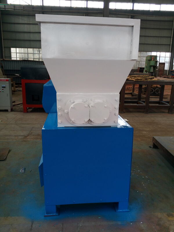 High-strength Steel Box Crusher with Adjustable Output Size 5-50 mm and 100 Boxes Per Hour Capacity