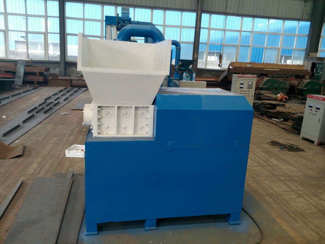 Rotorspeed 600 to 1200 Rpm Impact Crusher with 30-800 Tons Per Hour Capacity and 2 Years Spare Parts For Free