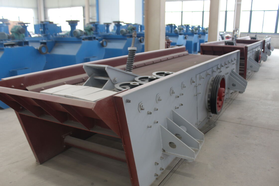 Büyük Kapasiteli Cevher Ayırımı için Manganez Çelik Tel Örgülü Elek ile 1450rpm Frekanslı Madencilik Eleme Ekipmanı