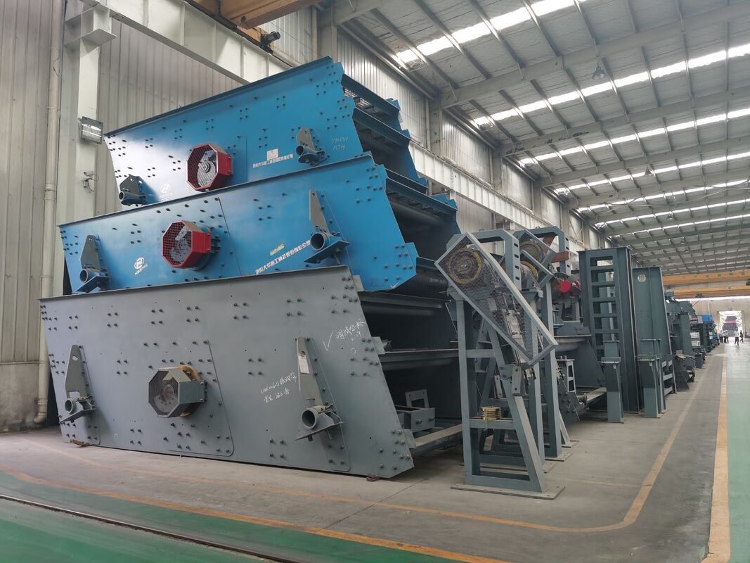 Energiebesparende mijnschermingsapparatuur met 2 tot 120 mazen en 800 tot 1500 trillingen per minuut voor een efficiënte materiaalscheiding