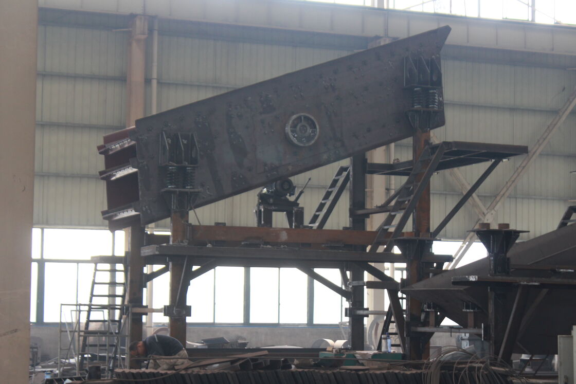 Mining Screening Equipment with 600 To 3600 Vibrations Per Minute and Manganese Steel Wire Woven Screen for High-strength Steel Ore Screening
