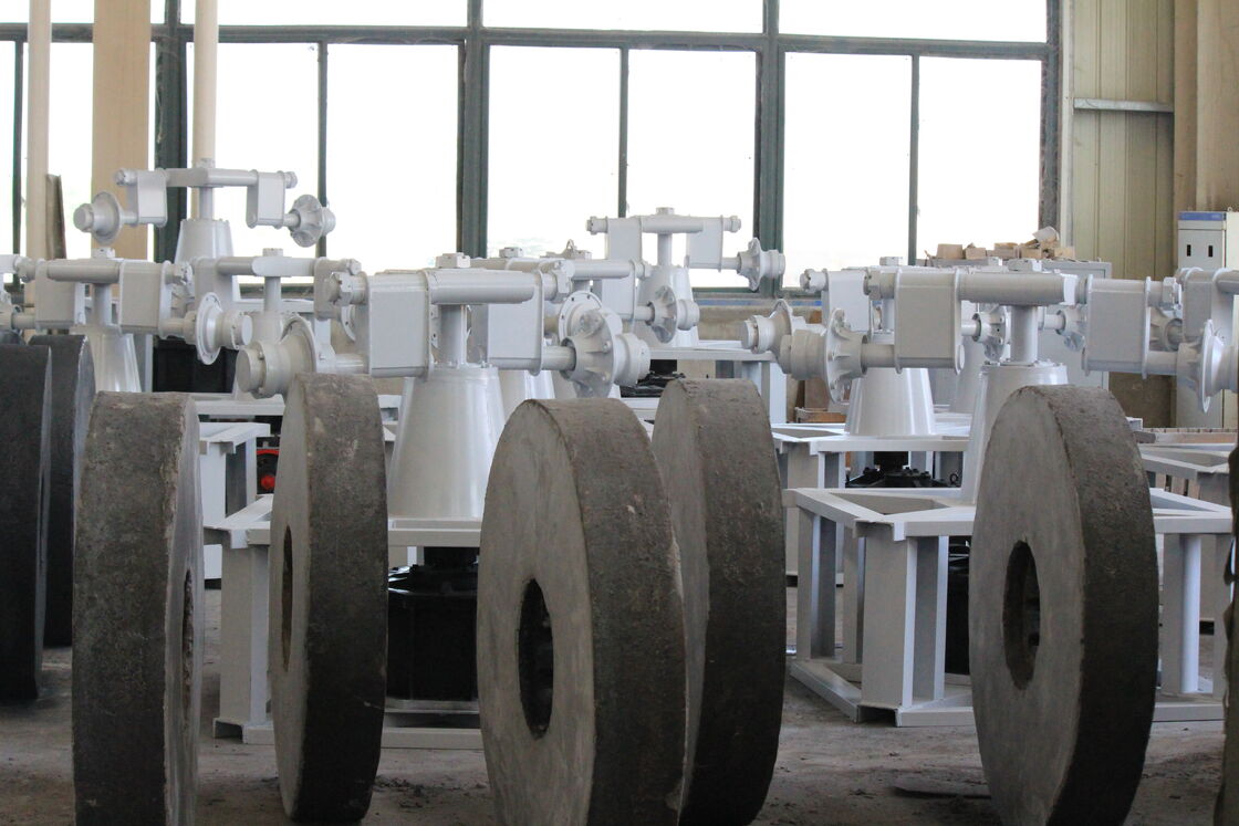 Vertical Roller Mill Slag Grinding Mill with ≤85 DB Noise Level 30-150 KW Power Consumption and 150-2500mesh Finished Size