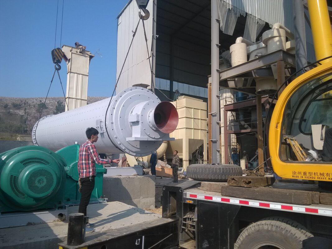 30t Weight Of Ball Cement Ball Mill with 0.074-0.4mm Discharging Size and 3.5t Balls Weight for Industrial Grinding