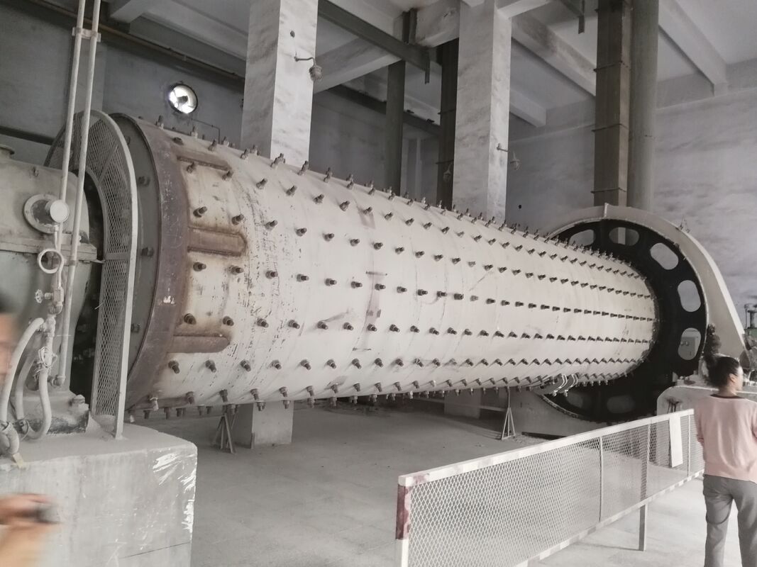 3.5t Balls Weight Cement Ball Mill with MQ Φ 1.83x6.4 Specification for Grinding 20mm Materials in Cement Plants