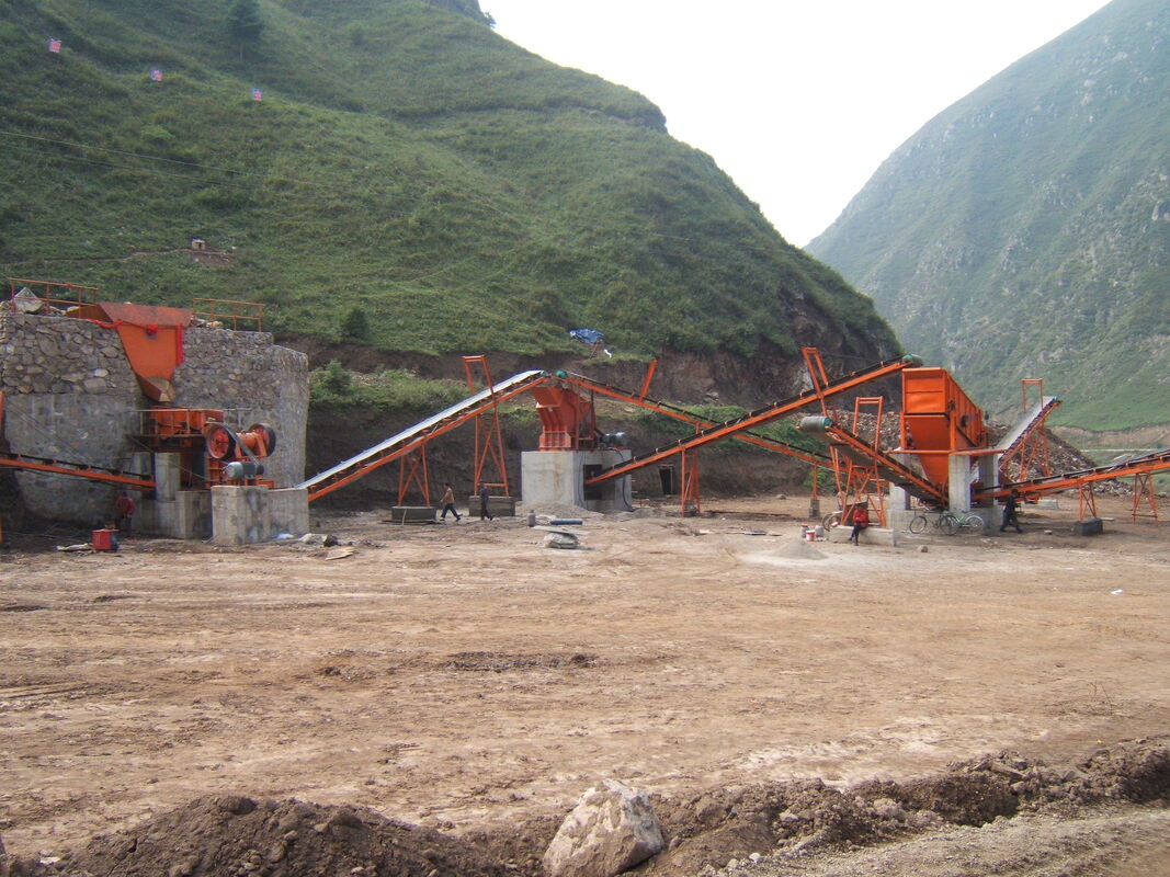 ZGMn13 Fender Apron Sand Making Machine với độ hạt ≤15mm và hiệu quả cao năng lượng thấp cho hoạt động ổn định