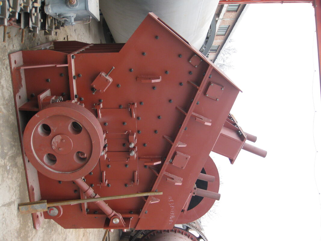 Impact Crusher with Double Screw Design and 35mm Thickness for Adjustable Discharge Size 0-100mm