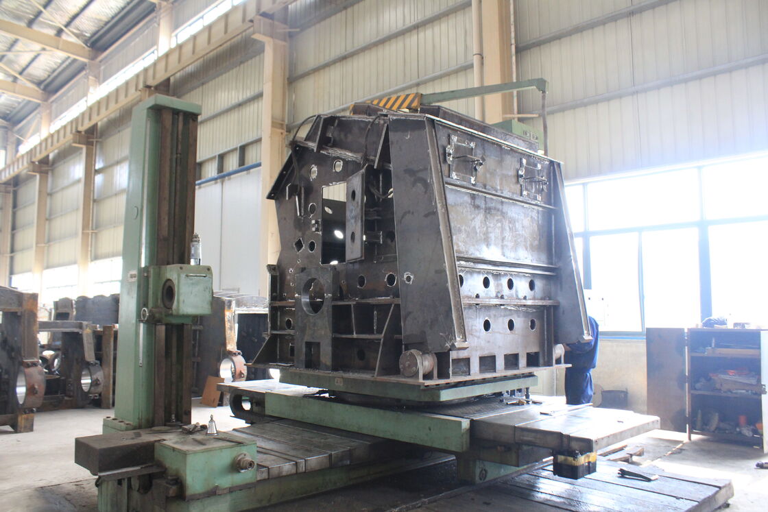 سنگ شکن ضربه ای قابل تنظیم با اندازه تخلیه 0-100 میلی متر PFY-1620 سرعت چرخش 600-800 راه حل خرد کردن برای کاربردهای صنعتی