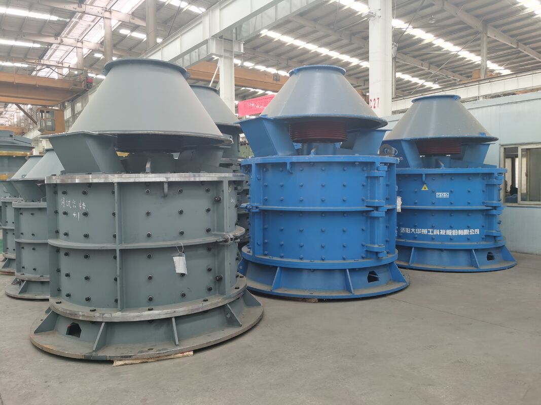 BTMCr26 Hammerhead Sand Making Machine with 0-5mm Adjustable Discharge Size and Three-phase Asynchronous Motor for High Efficiency Sand Production