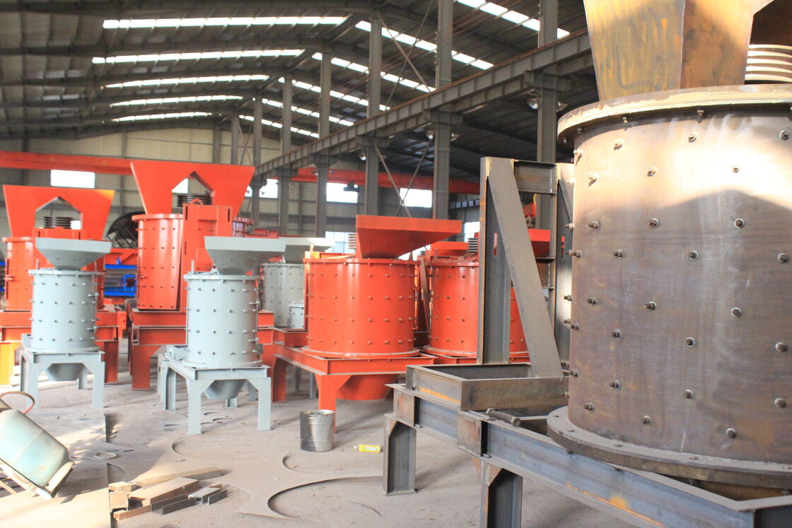 BTMCr26 Hammerhead Sandmachmaschine mit einer Kapazität von 30-520 Tonnen pro Stunde und einer verstellbaren Entlademenge von 0-5 mm