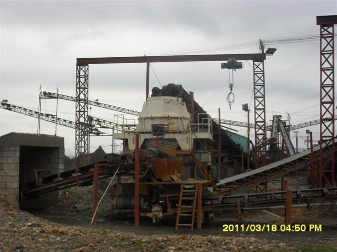 High Capacity Impact Crusher with 30-800 Tons Per Hour Output and 55-440kw Motor Power Including 2 Years Spare Parts For Free