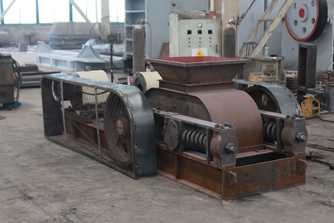 Single Rotor Heavy Hammer Crusher with ≤600 Mm Feeding Size, 300-600 Rpm Rotor Speed, and High Chromium Alloy Hammers