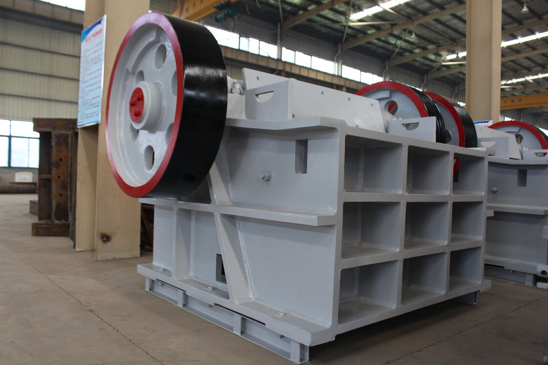 Jaw Cone Crusher with Optional Automatic Control System and 2 Or 3 Decks for Heavy Duty Crushing Applications