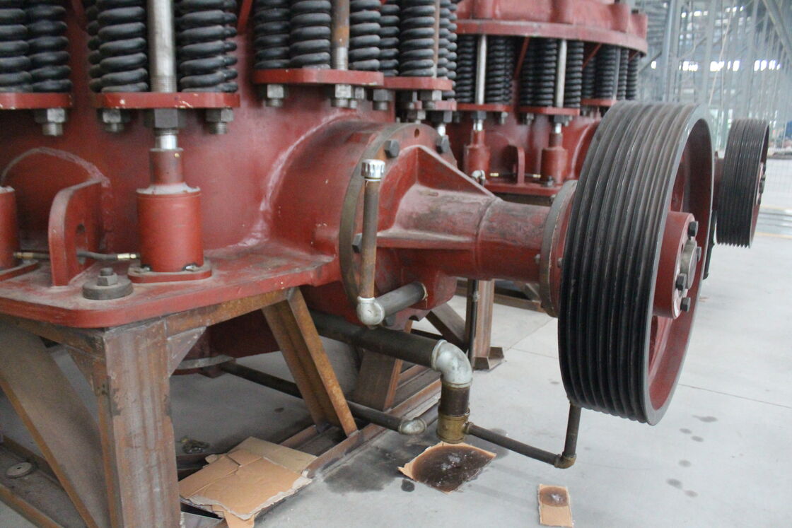 High Strength 40Cr Spindle Impact Crusher With 2 Years Free Spare Parts And ≤800 Mm Feeding Size For Industrial Crushing