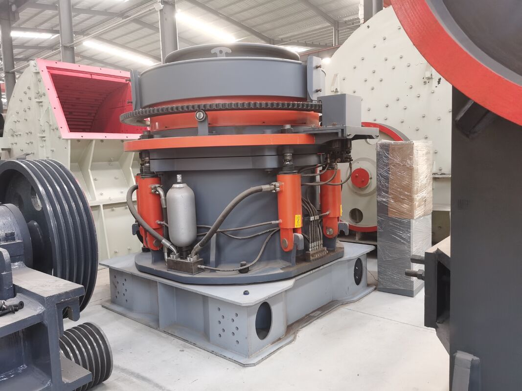 Jaw Cone Crusher Hydraulic Cone Crusher CS1160 with 1-2200 T/h Capacity for Primary and Secondary Crushing in Mining and Metal Ore Processing
