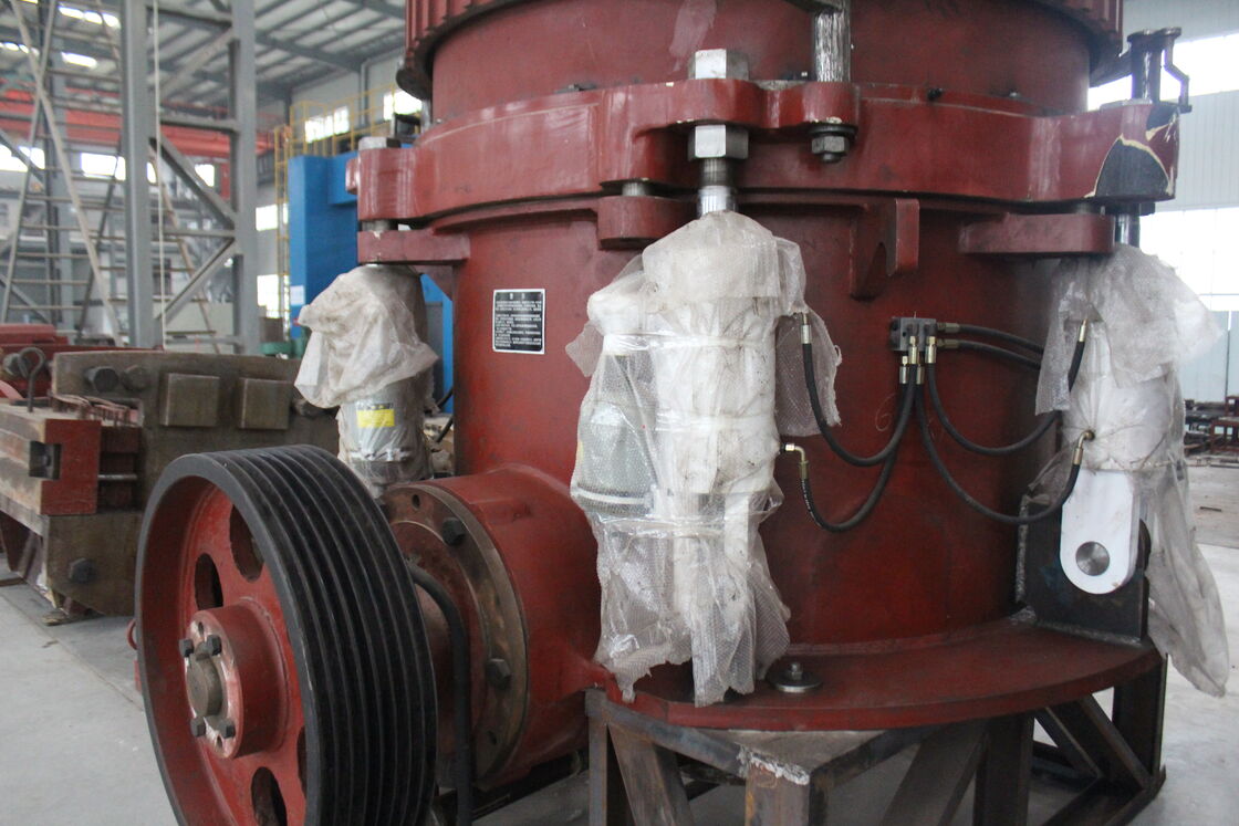 35mm Thickness Impact Crusher with Q235 Welded Frame and 2520x1900x2200mm Dimension for Stone Crushing