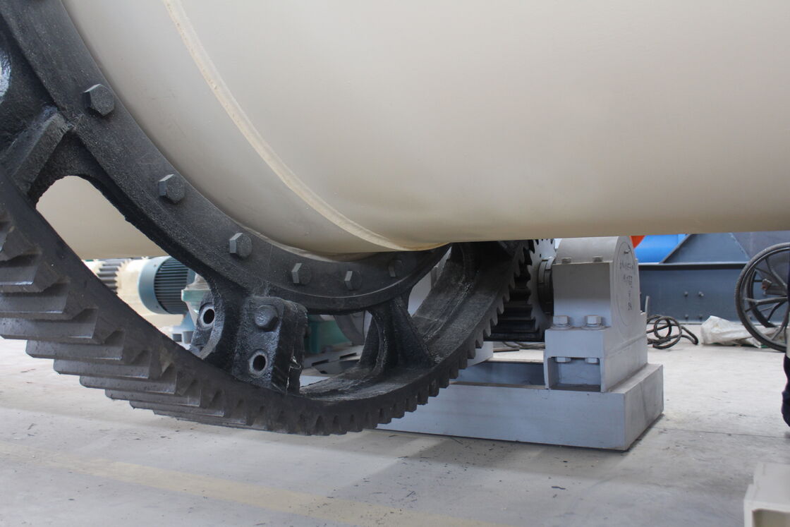 Rotary Dryers with 100 To 600 Degrees Celsius Operating Temperature, 5 KW Power, and 5 To 30 Meters Length for Industrial Drying