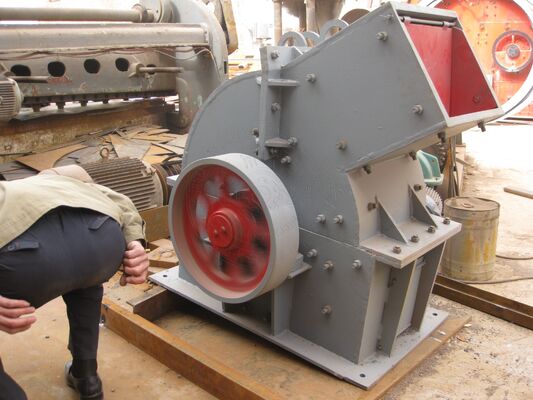 Heavy Hammer Crusher with High Manganese Steel Liner and Air Cooling System for Output Size ≤50 mm