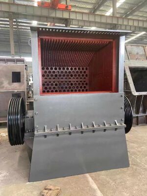 380 V Industrial Crusher with 500 mm Feed Size and 15 KW Motor Power for Heavy-duty Crushing