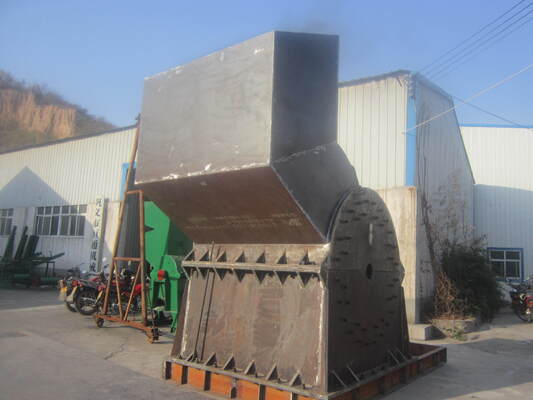 High Manganese Steel Heavy Hammer Crusher with ≤25mm Discharging Size and Stationary Or Mobile Installation